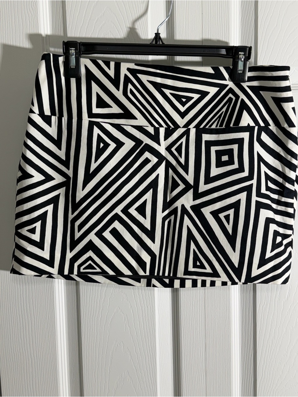 Express Black and White Geometric Mini Skirt
